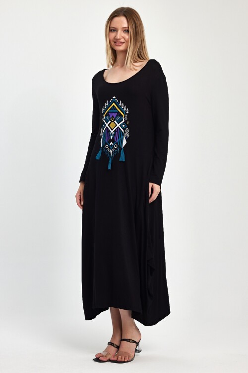 1006 Siyah Uzun Kol Etnik Desen Baskılı Püskül Detaylı Penye Viskon Elbise