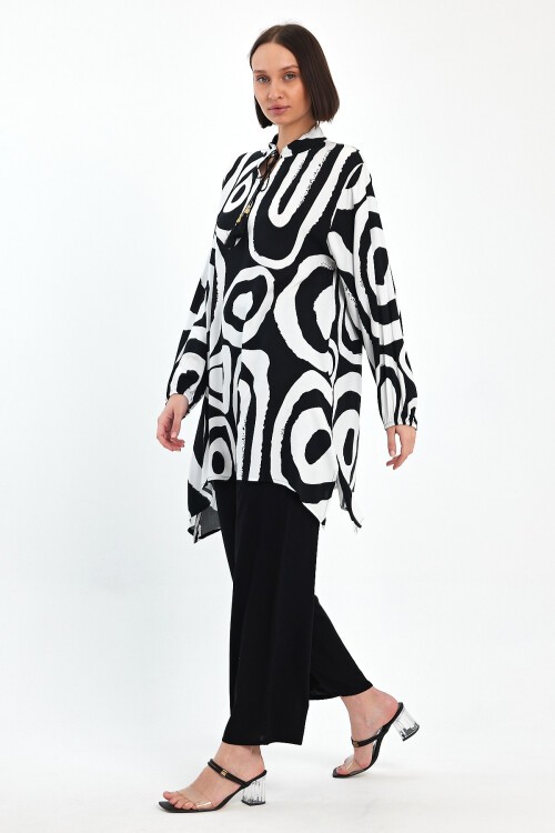 1017 Siyah Beyaz Mavi Desenli Hakim Yaka Viskon Takım