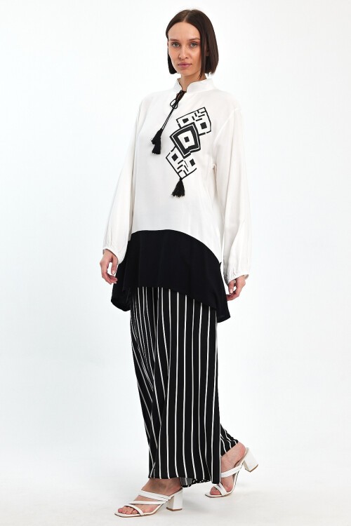 1021 Beyaz Siyah Desenli Hakim Yaka Viskon Takım