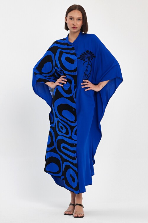 1033 Kadın Hakim Yaka Düğme Kapamalı Nakış Detaylı Cepli Büyük Beden Gömlek Elbise