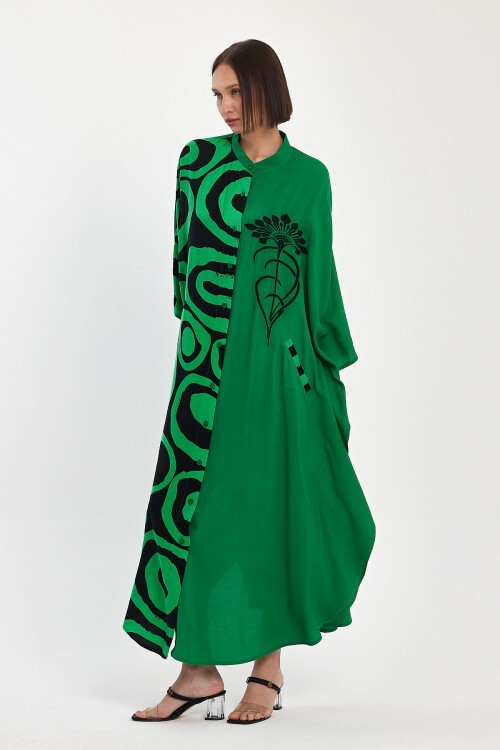 1033 Kadın Hakim Yaka Düğme Kapamalı Nakış Detaylı Cepli Büyük Beden Gömlek Elbise