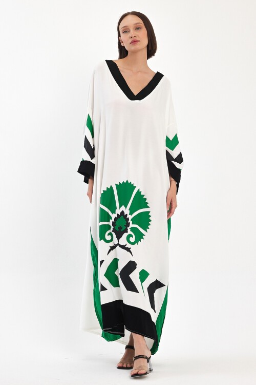 1034 Kadın V Yaka Etnik Desenli Büyük Beden Viskon Elbise