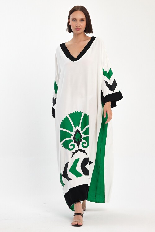 1034 Kadın V Yaka Etnik Desenli Büyük Beden Viskon Elbise