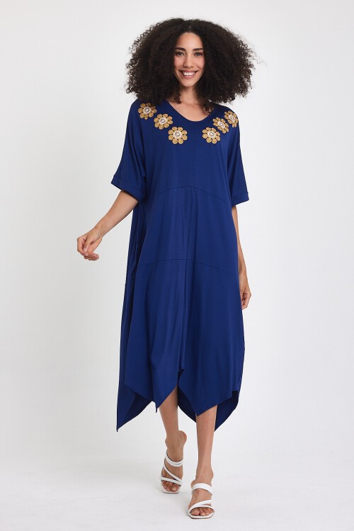 1064 Lacivert V Yaka Çiçek Nakışlı Penye Viskon Elbise