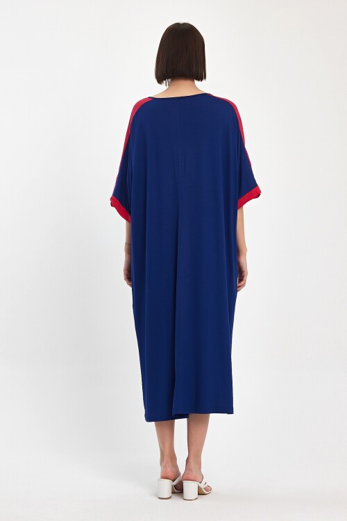 1066 Lacivert Pembe Kapamalı Yaka Cep Detaylı Viskon Elbise