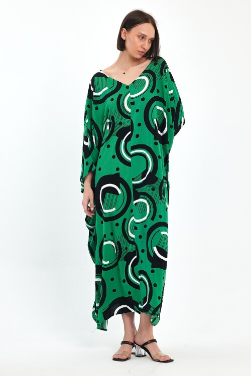 1067 Kadın Yeşil V Yaka Desenli Standart Beden Elbise