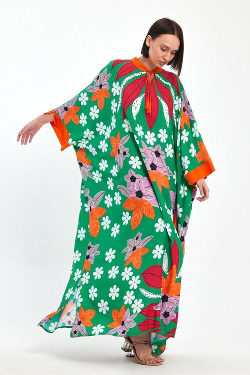 1069 Kadın Hakim Yaka Bağcıklı Desenli Standart Beden Etnik Elbise