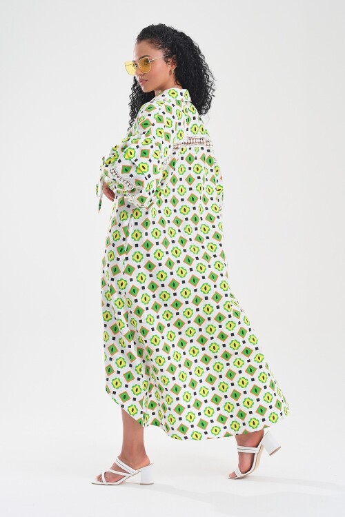 3084 Yeşil Arka Dantel Detaylı Elbise