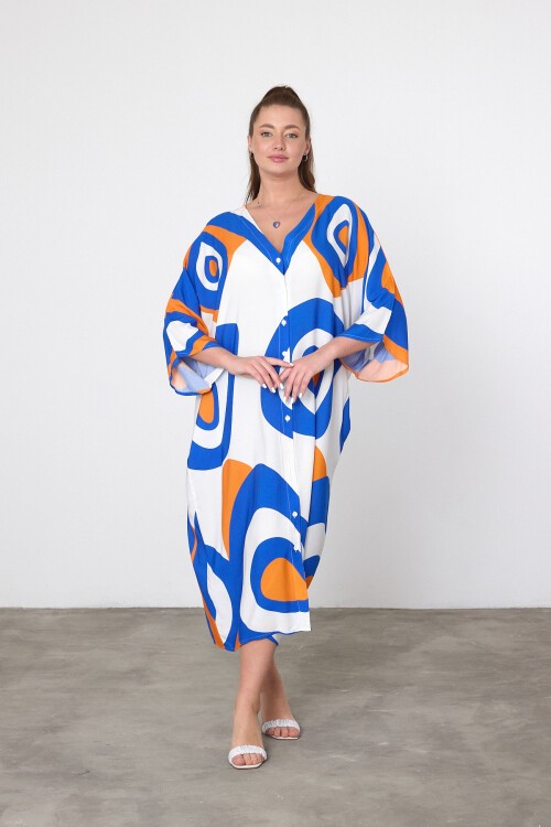 905 Beyaz Turuncu Nazar Boncuğu Temalı Büyük Beden Gömlek Elbise