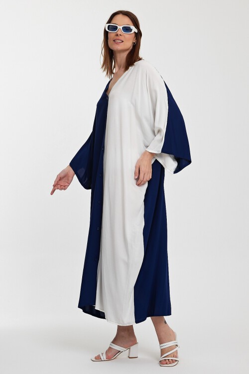 956 Lacivert Beyaz Sırt Nakış Detaylı Büyük Beden Viskon Elbise