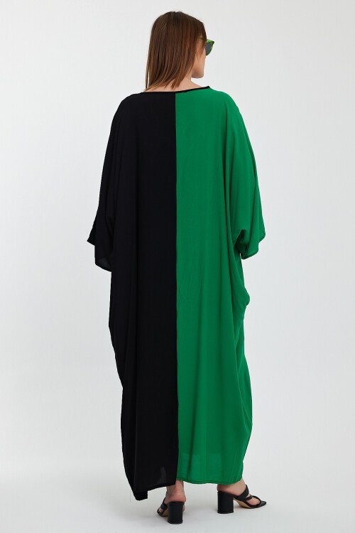 958 Siyah Yeşil V Yaka Büyük Beden Nakış Detaylı Uzun Viskon Elbise