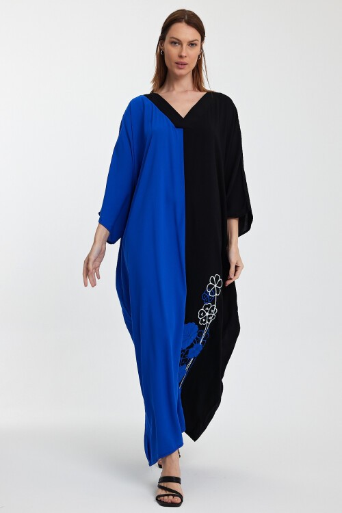 958 Siyah Mavi V Yaka Büyük Beden Nakış Detaylı Uzun Viskon Elbise