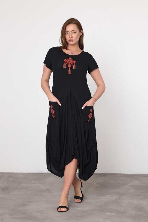 V036 Siyah Kadın U Yaka Otantik Nakış Detaylı Cepli Şalvar Elbise