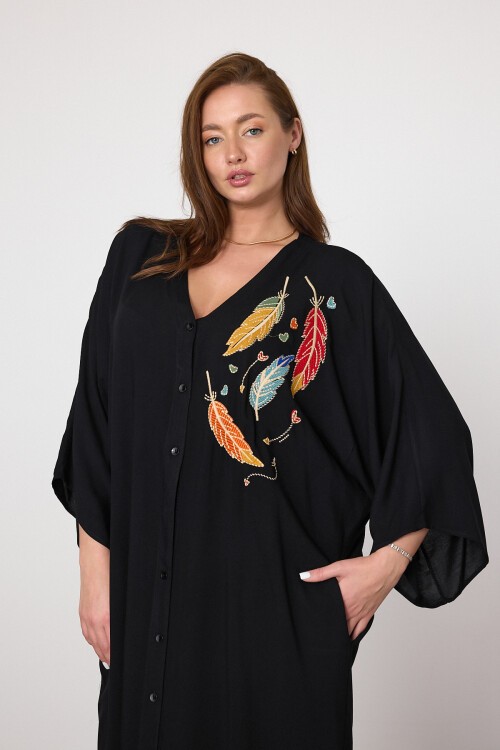 V042 Kadın V Yaka Yaprak Nakış Detaylı Büyük Beden Gömlek Elbise