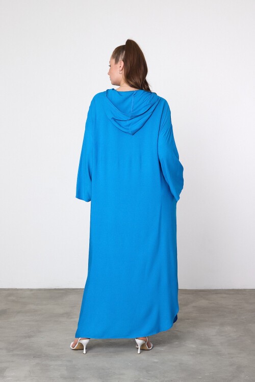 V037 Turkuaz Yarım Fermuarlı Kapüşonlu Viskon Elbise