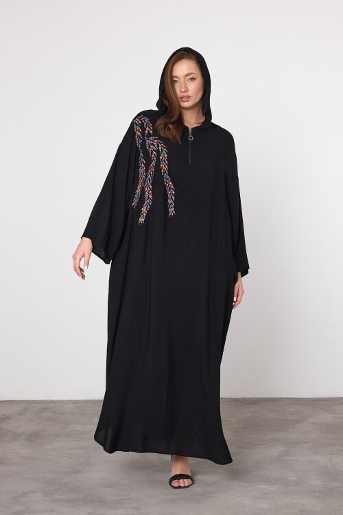 V037 Siyah Yarım Fermuarlı Kapüşonlu Viskon Elbise