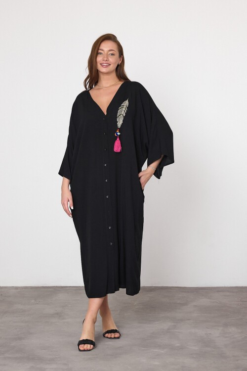 V039 Siyah Kuş Tüyü Nakış Püskül Detaylı Büyük Beden Gömlek Elbise
