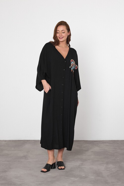 V048 Kelebek Nakış Detaylı Büyük Beden Gömlek Elbise