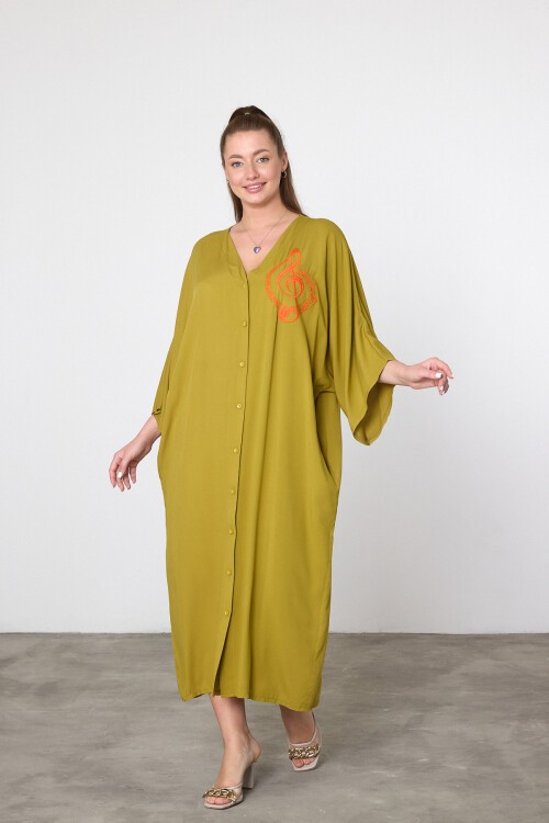V050 Hardal Kadın V Yaka Düğme Kapalı Nota Nakış Detaylı Büyük Beden Gömlek Elbise