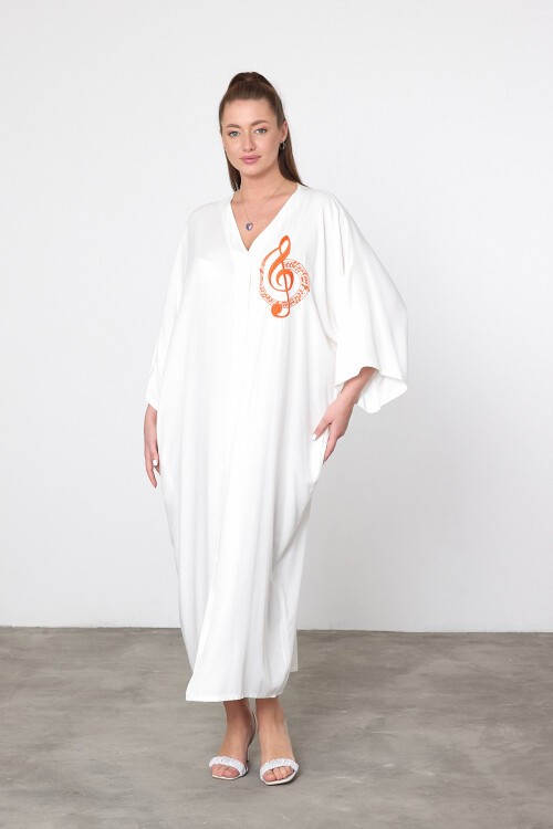 V050 Beyaz  Kadın V Yaka Düğme Kapalı Nota Nakış Detalı Büyük Beden Gömlek Elbise