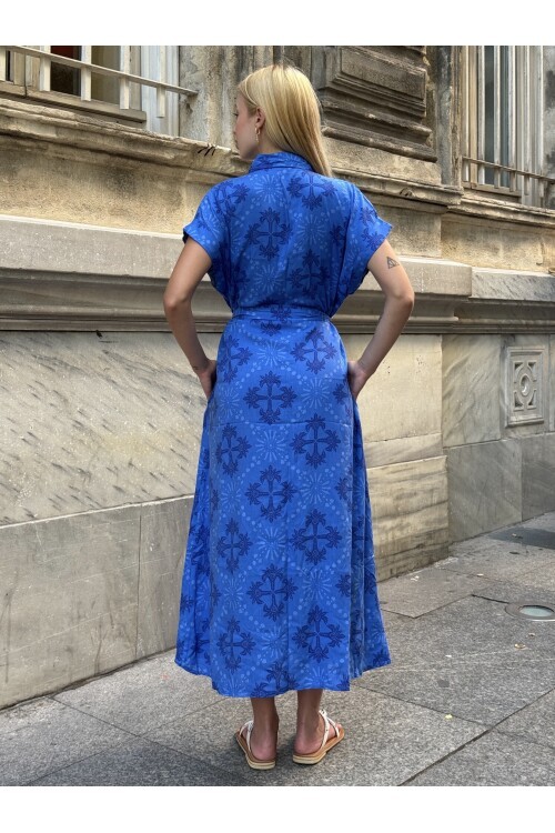 V083 Saks Mavi Desenli Kuşak Detaylı Gömlek Elbise