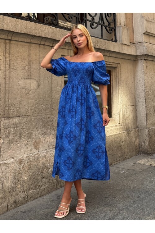 V095 Kadın Kare Yaka Gipeli Desenli Viskon Elbise