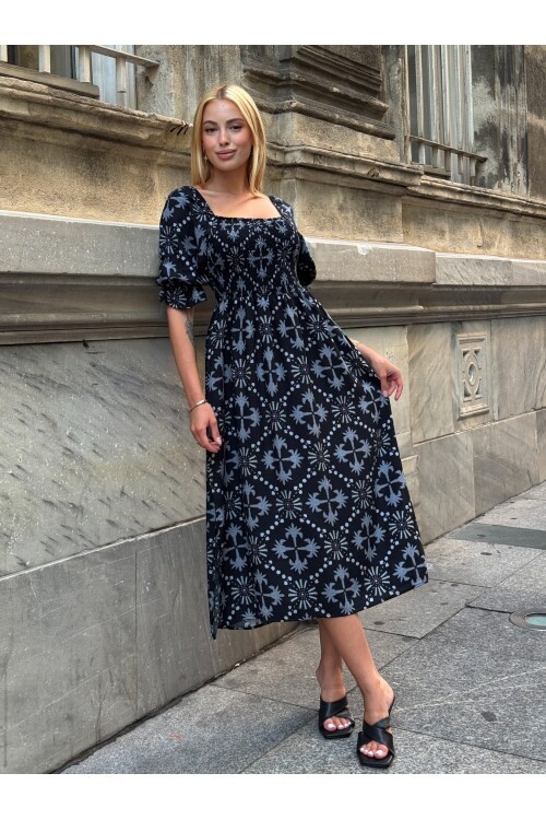 V095 Kadın Kare Yaka Gipeli Desenli Viskon Elbise