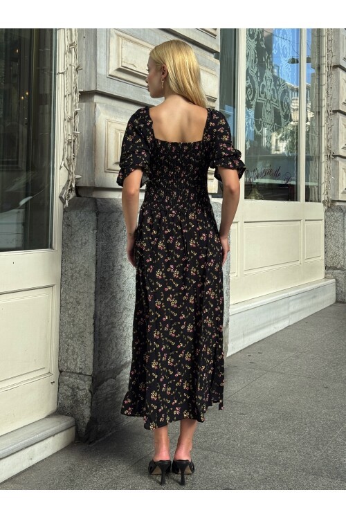 V095 Kadın Kare Yaka Gipeli Desenli Viskon Elbise