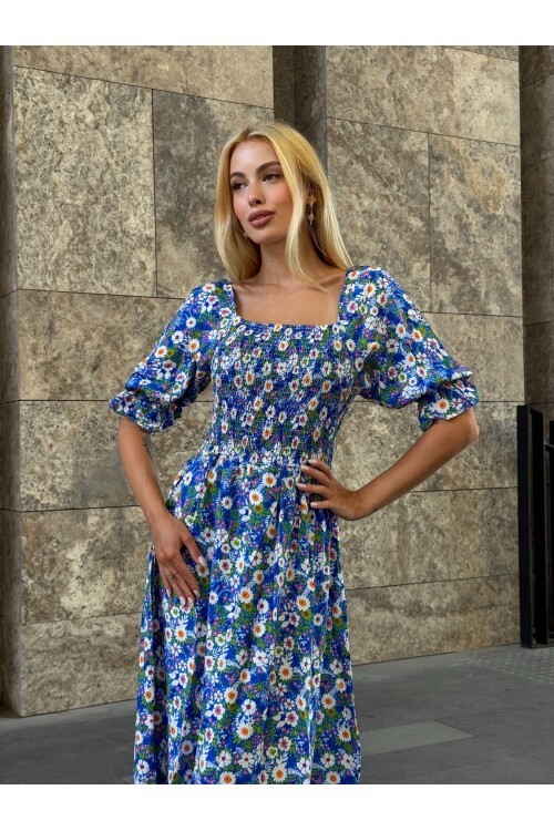 V095 Kadın Kare Yaka Gipeli Desenli Viskon Elbise