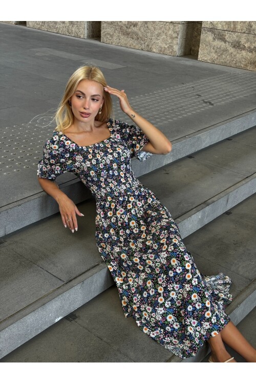 V095 Kadın Kare Yaka Gipeli Desenli Viskon Elbise