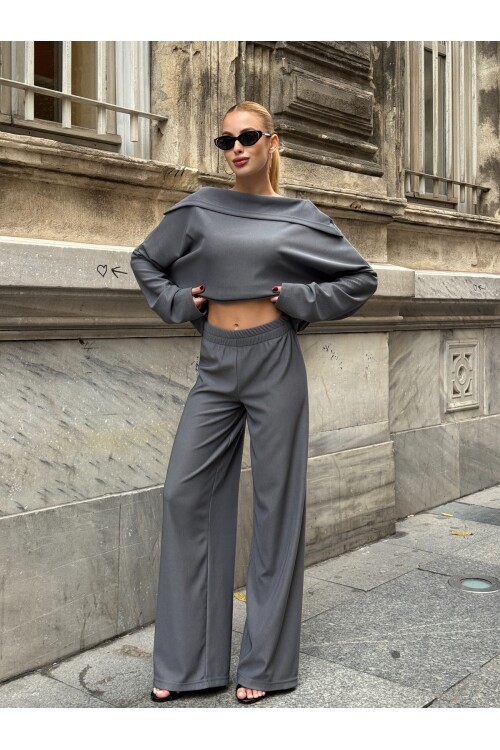 V234 Gri Madonna Yaka Oysho Takım