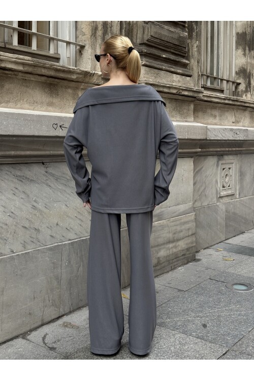 V234 Gri Madonna Yaka Oysho Takım