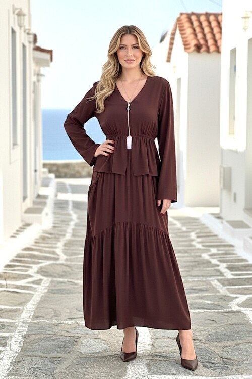 V252 Kahverengi Göğüs Fermarlı Etekli Takım