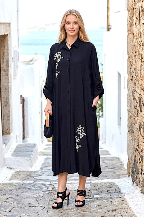 V276 Siyah Alt-Üst Çiçek Nakışlı Takım