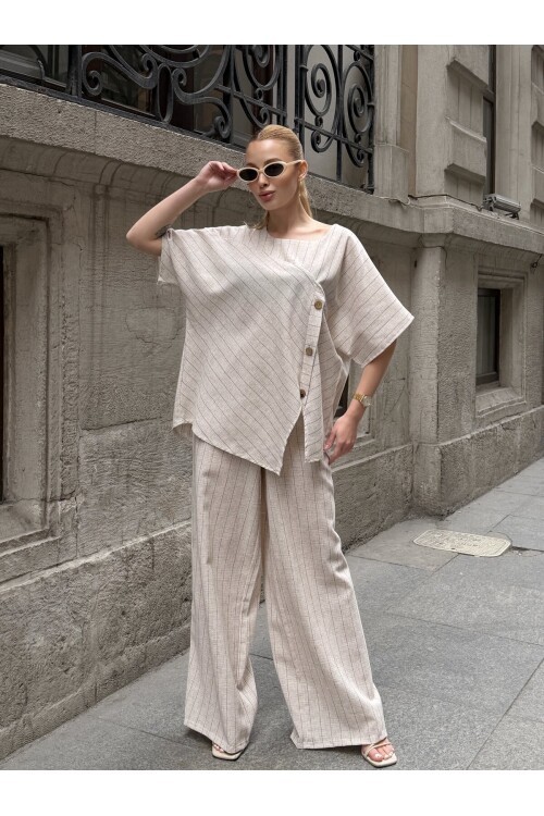 v427 Siyah Çizgili Yandan Düğmeli Keten Takım