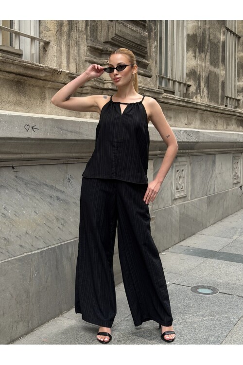 V431 Siyah İp Askılı Tarak Boşluğu Takım