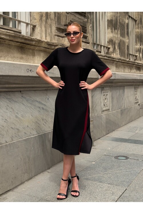 V508 Siyah Kırmızı Şeritli Yırtmaç Detaylı Oysho Elbise
