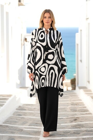 1017 Siyah Beyaz Mavi Desenli Hakim Yaka Viskon Takım