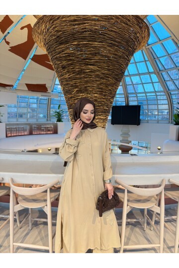 V275 Bej Çiçek Nakışlı Viskon Takım